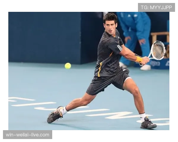 德约科维奇训练完顺手啃了块生牛肉？这自律狂魔的饮食清单真敢看